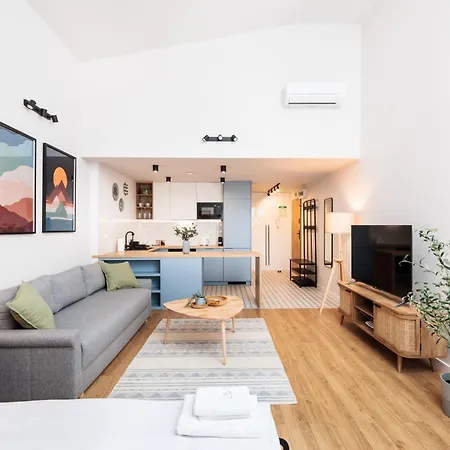 Stylowe - Nowy Kleparz - - By Upstairs *